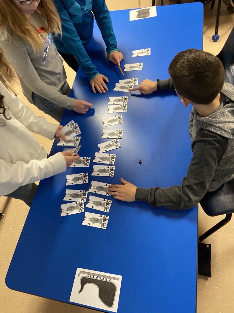 CDSBEO_Curric's tweet photo. St. Mary’s CP Gr. 6 Ss working on equivalent fractions #collaboration #manipulatives ⁦@CDSBEO⁩ https://t.co/QggaCaMAYH