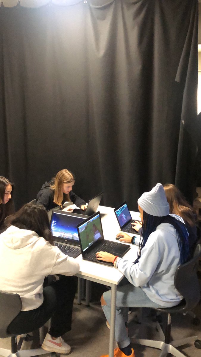 Minecraft for Education i 8A #MinecraftEdu #minecraft