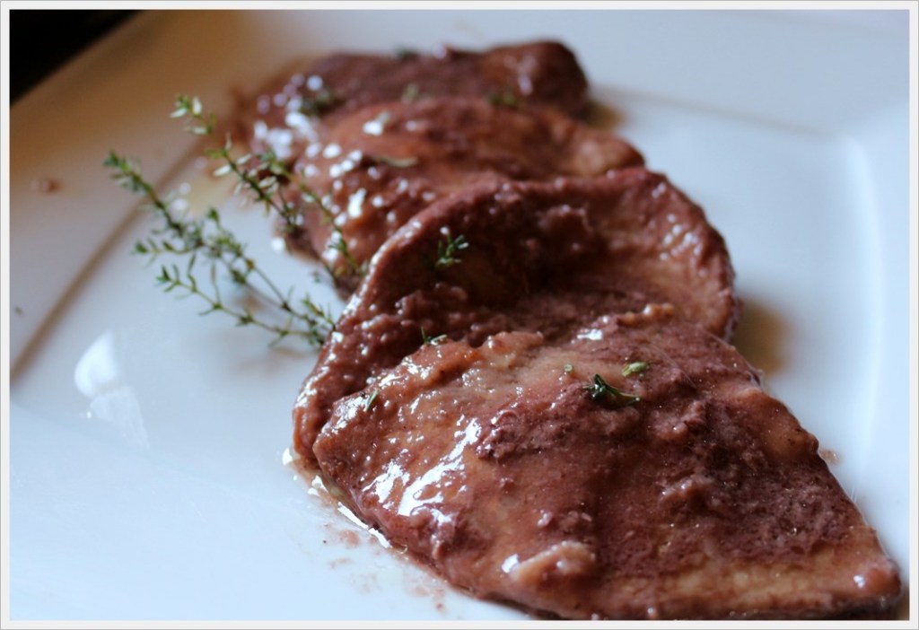 Scaloppine al vino rosso passionecuoca.it/scaloppine-al-…