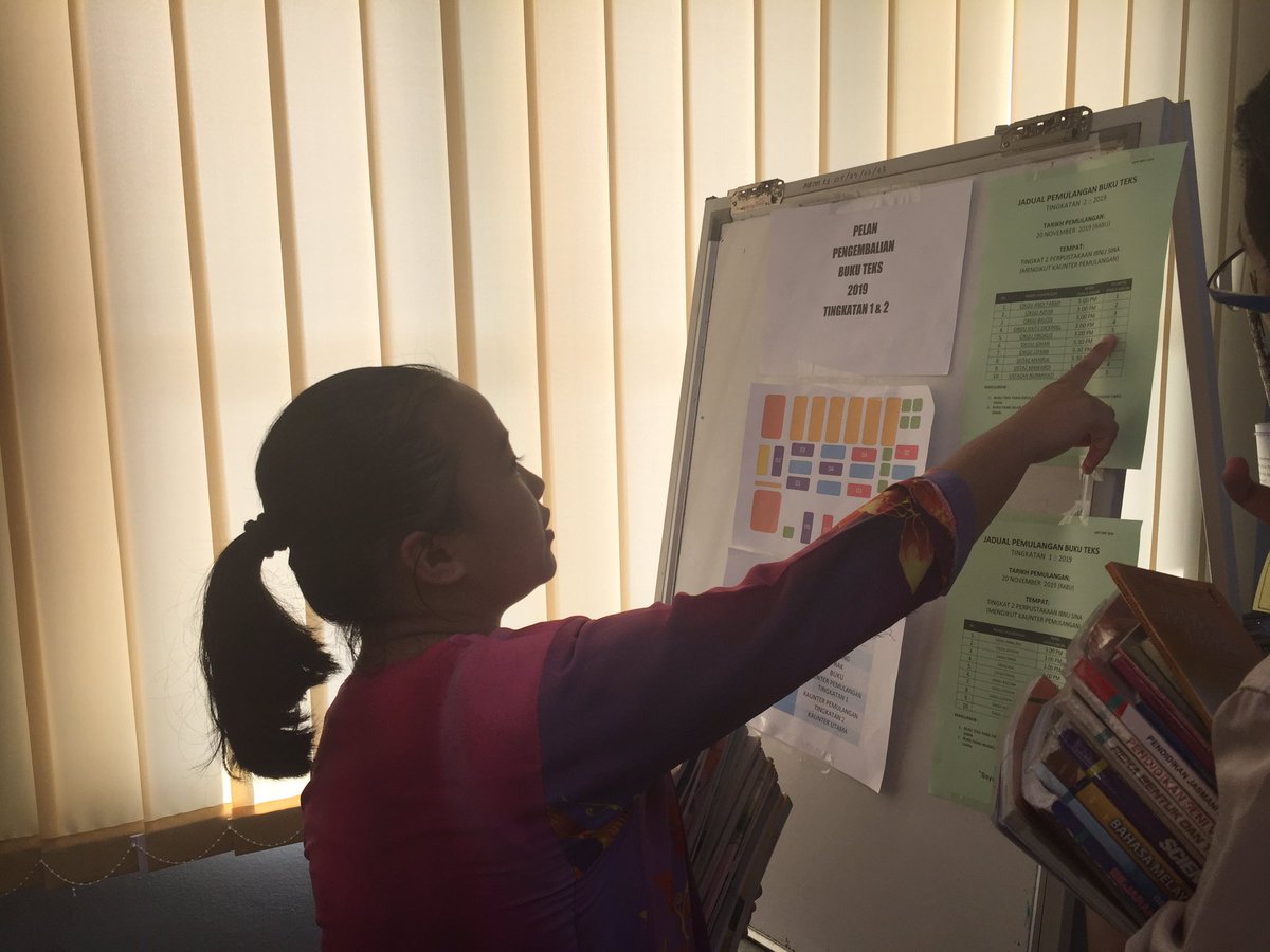 andifarahMY's tweet photo. @wakelet : my favourite teaching moment when my student enjoy in my class #imachangemaker https://t.co/GGA5bSMJmd