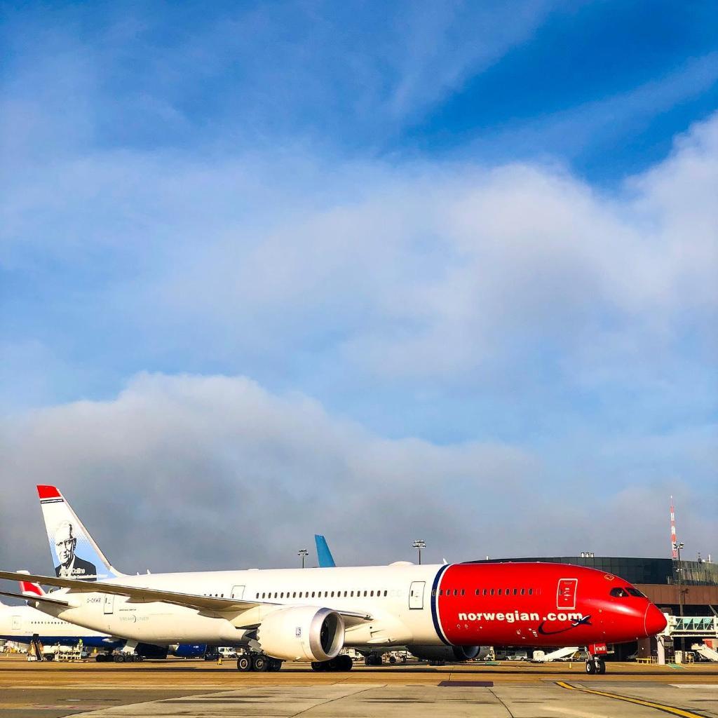 norwegian airlines damaged baggage