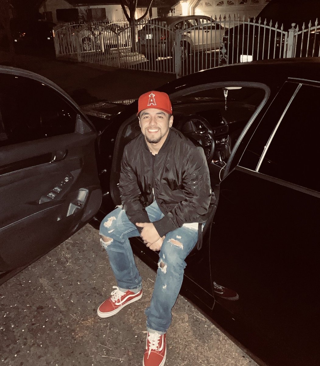 Flex with no regrets 'cause they ain't show me no sympathy 🥇