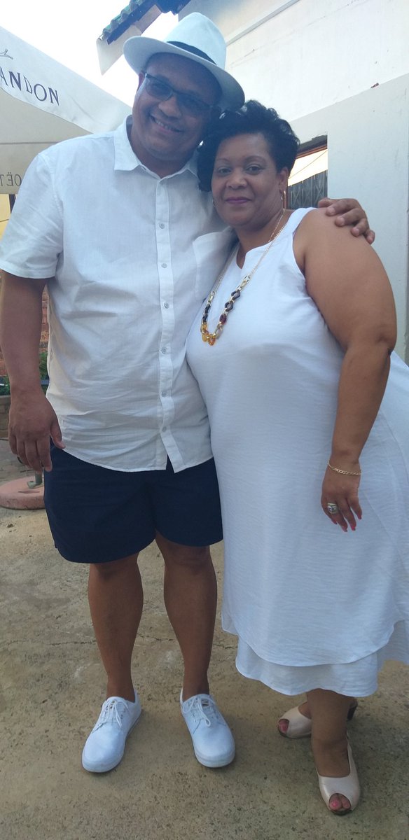 Linbuys's tweet image. Family time..