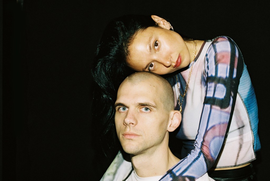 5 Quintessential Records With Soulful Electronic Duo ALTA | <a href="/soothsayings/">Soothsayer</a> <a href="/wearealta/">ALTA</a> bestbefore.co/5-quintessenti…