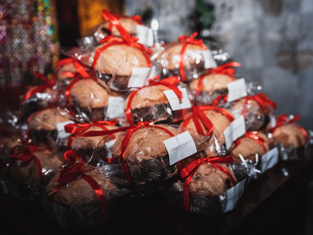 CupertinoDavide's tweet photo. Consulenti Italiani law Christmas Party 2019 @c_italiani @CupertinoDavide https://t.co/opNGbkSG5e
