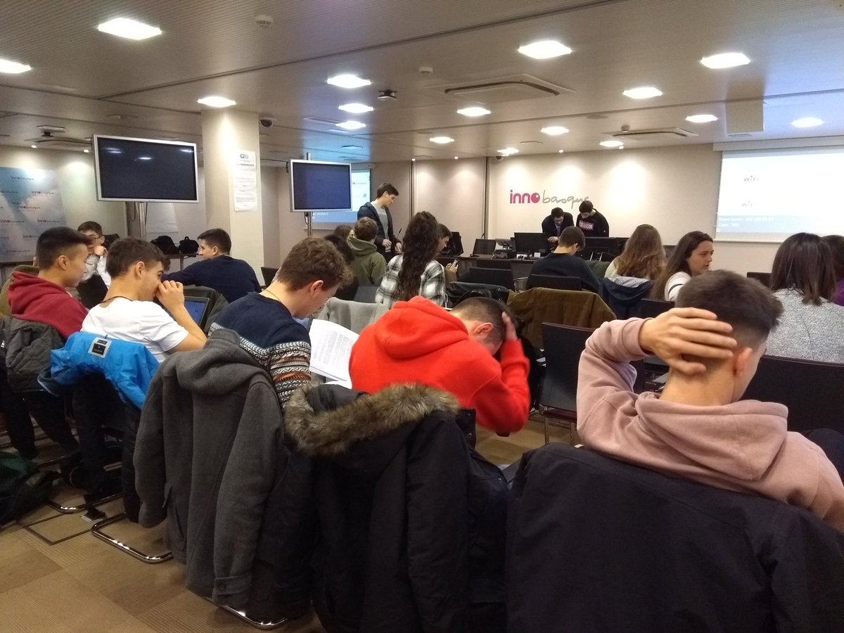 MUAnalytics's tweet photo. Hoy presentamos en @Innobasque los resultados del reto. #DemoDay #BDATA https://t.co/uhclX1UTMk