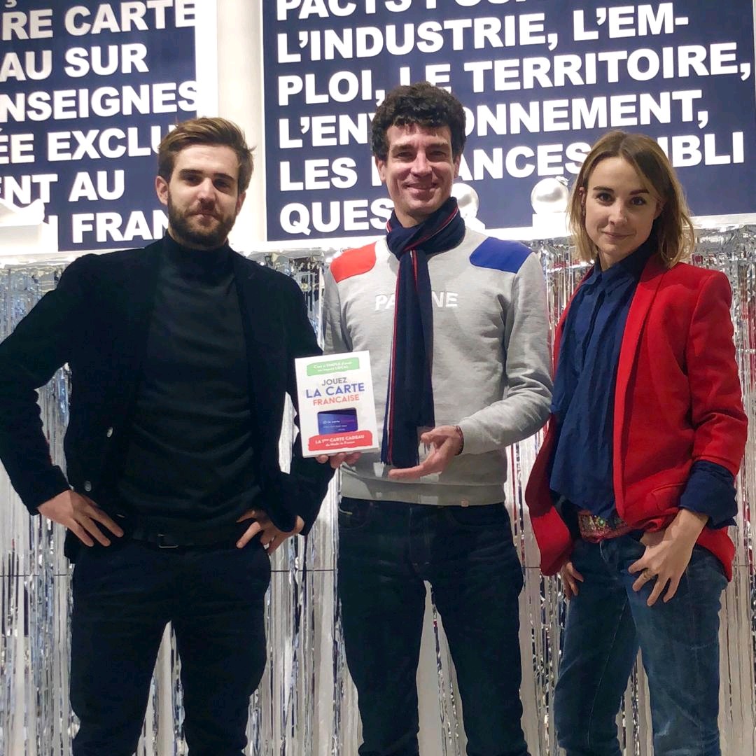 charleshuet21's tweet photo. ✨ Ravi d'avoir accueilli le super duo de @_thegoodgoods à la boutique @HLC_Paris au 23 rue du Pont aux Choux à Paris pour leur remettre #LaCarteFrançaise de leur concours! ✨

Comme eux, venez y offrir tout le #MadeinFrance à vos proches!

🇫🇷💳🎁🤝🏭🇫🇷
https://t.co/ezjG1YtRor https://t.co/IkLhQ26L5O