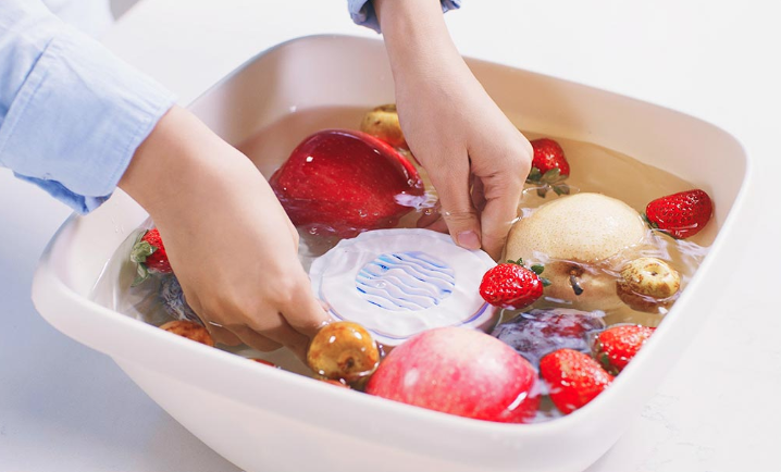 UX_Tech_FR's tweet photo. Le You Ban Portable Fruit and Vegetable Purifier a été ajouté à la plateforme de crowdfunding de Xiaomi !
Manger vos fruits et légumes propres en les désinfectant | Petit et portable | Autonomie 175min + Charge induction
#Xiaomi #YouBan #Crowdfunding #UniversXiaomi https://t.co/YjcdJnlMZD