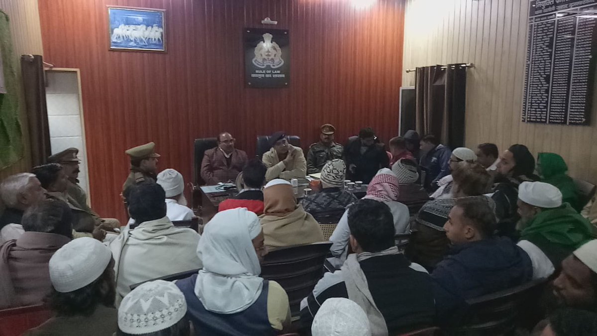 DKhatauli's tweet photo. Khatoli me Peace committee ki meeting Kiya gaya and Madarsa ka visit kar Shanti banaye rakhane ki appeal ki gayi. https://t.co/vYs4o8ADYo