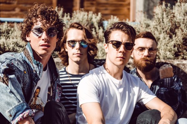 ✷ <a href="/DONBROCO/">DON BROCO</a>  na #rfp2020!

Ten żywiołowy zespół rockowy z Wysp Brytyjskich zapiera dech w piersiach! Ich muzyka to ostre gitarowe riffy, wyrafinowane kompozycje i energia tocząca się ze wszystkich stron. 💥⚡️💥

Bilety: 🔖👉🏻 bit.ly/Bilety_na_RFP2…