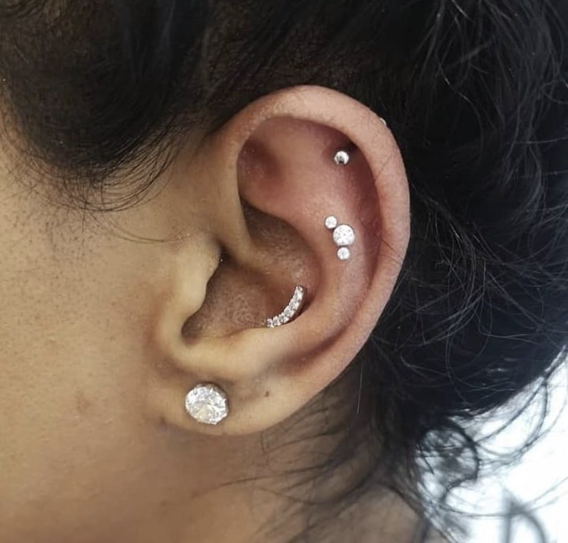 London Ear Piercing - Helix Cartilage Earrings - Metal Morphosis