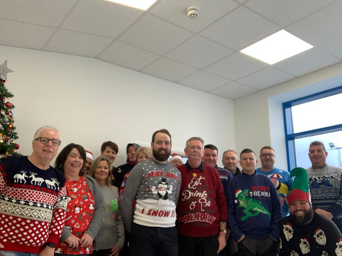 distagqcs's tweet photo. Well done to our amazing Ipswich &amp; Dungannon teams who raised £100 for St.Elizabeth Hospice for #Woollypully week - Well done everyone - Thank you #woollypullyweek #christmasjumperday https://t.co/NIBtPoPnVx