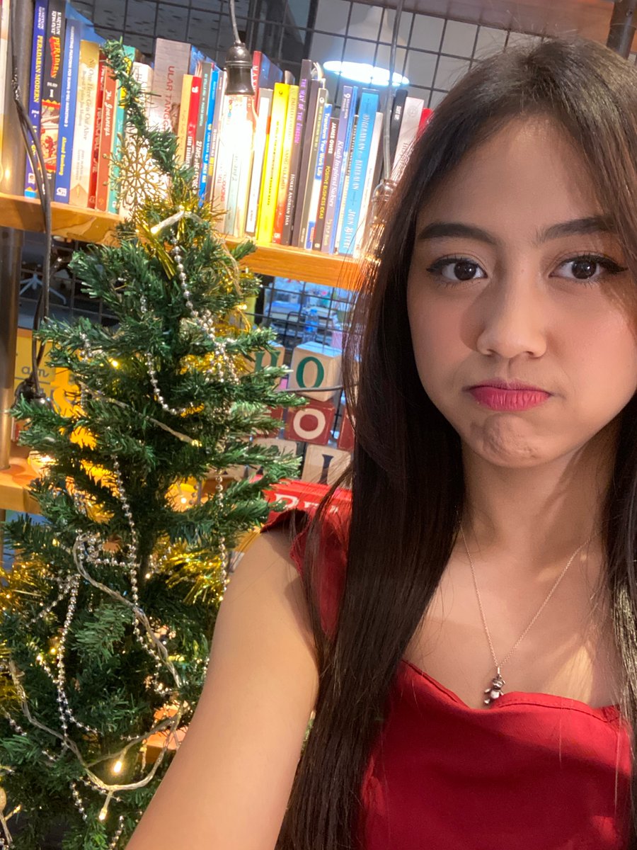 _siscasaras_'s tweet photo. Christmas is coming~~ https://t.co/YDBVtQb564