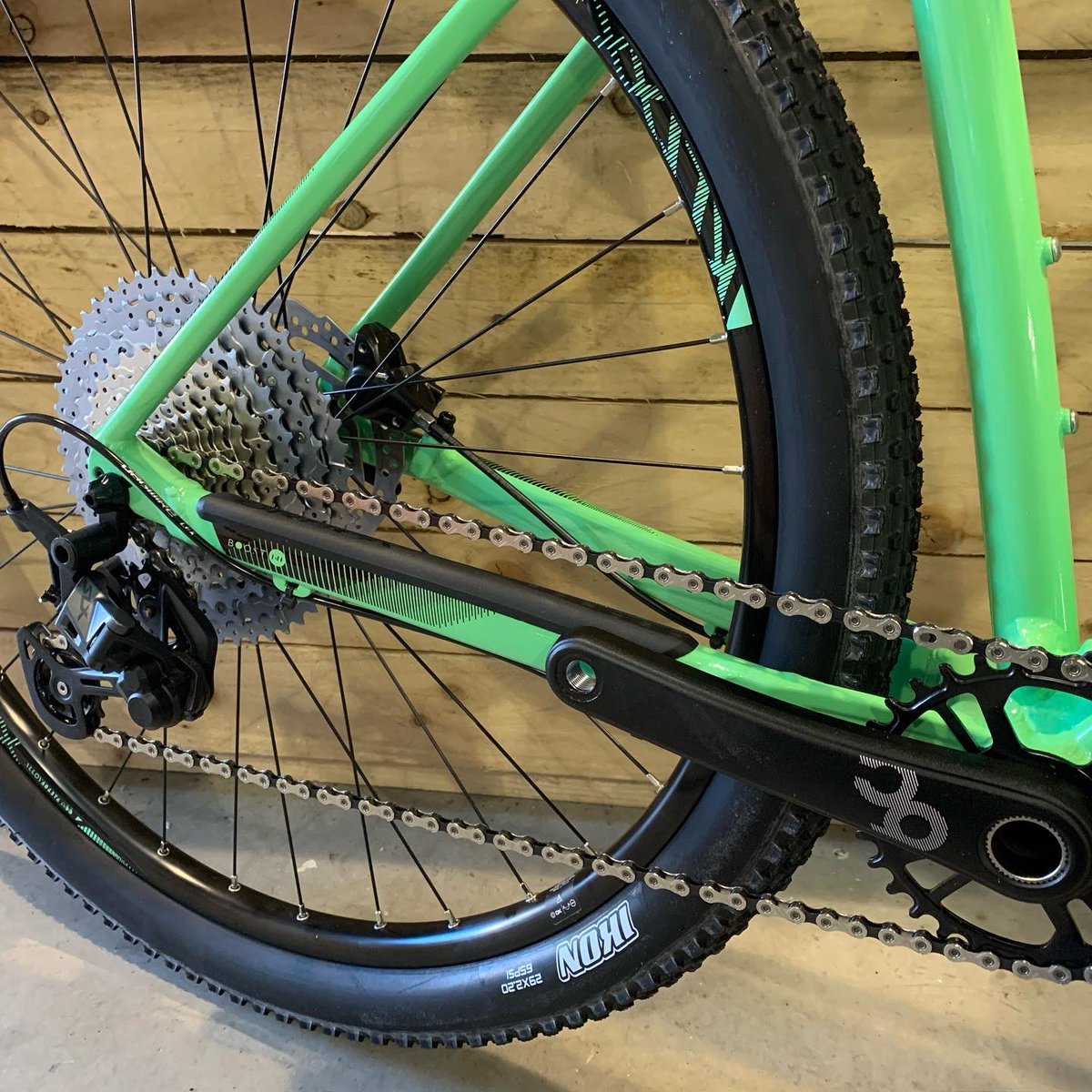 The new Orbea Alma H30 ready to go out on Cycle to Work #weareorbea #mtb #cycling #myorbea athlostriathlon.com/cycling/bikes/…