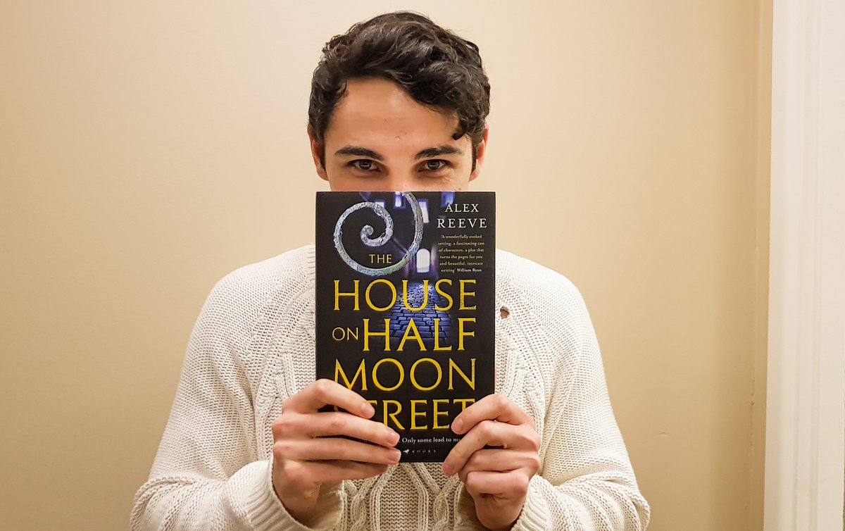 BloomsburyRaven's tweet photo. From @Joelarcanjo:
For all the crime fiction connoisseurs like my Grandma who are desperate for a truly original protagonist – Leo Stanhope, and The House on Half Moon Street by @storyjoy, are perfect for you #RavenRecommends https://t.co/qg5LS1xqYN