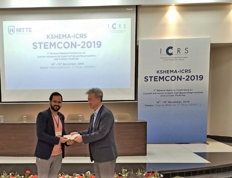 ResearchYen's tweet image. Many congratulations 👏💐 to our Research Scholar Mr. Saketh Kapoor @Sakethkapoor for receiving the BEST E-POSTER AWARD at STEM CELLS BASED REGENERATIVE MEDICINE CONFERENCE, STEMCON 2019 @NITTEedu @YenUniT