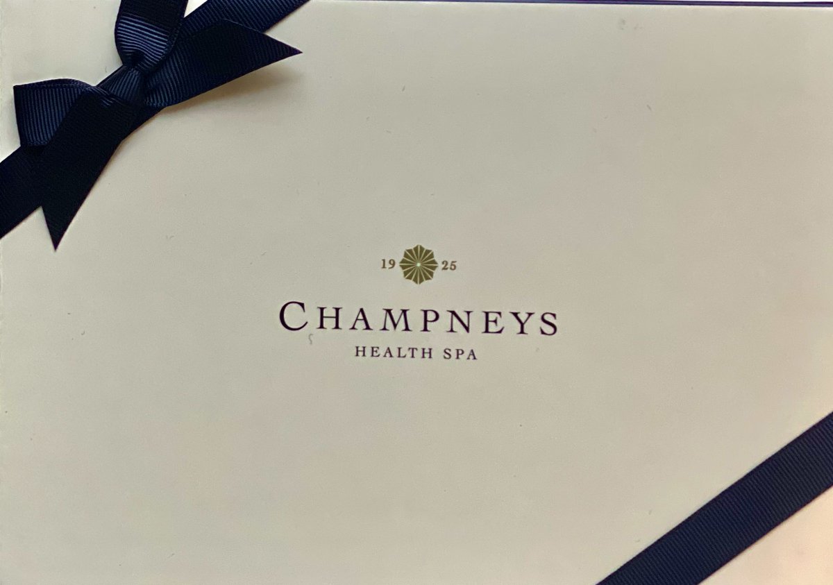 piersmorgan's tweet image. As I'm nearing 7 million followers, and it's Christmas, and I'm such a big-hearted guy.... when I reach the big 7, I'm going to give a random follower a luxury 2-night spa stay @champneys.
(Info on their Xmas gift vouchers - incl 20% extra free - here: bit.ly/2LVZrWU)