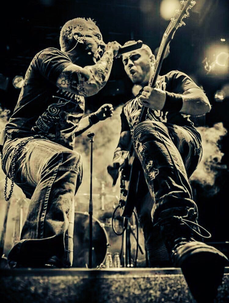 Throwback to 2017. Better be ready cause we’re back stronger than ever!
#newalbum #coffeinne #melodicmetal #powermetal #heavymetal