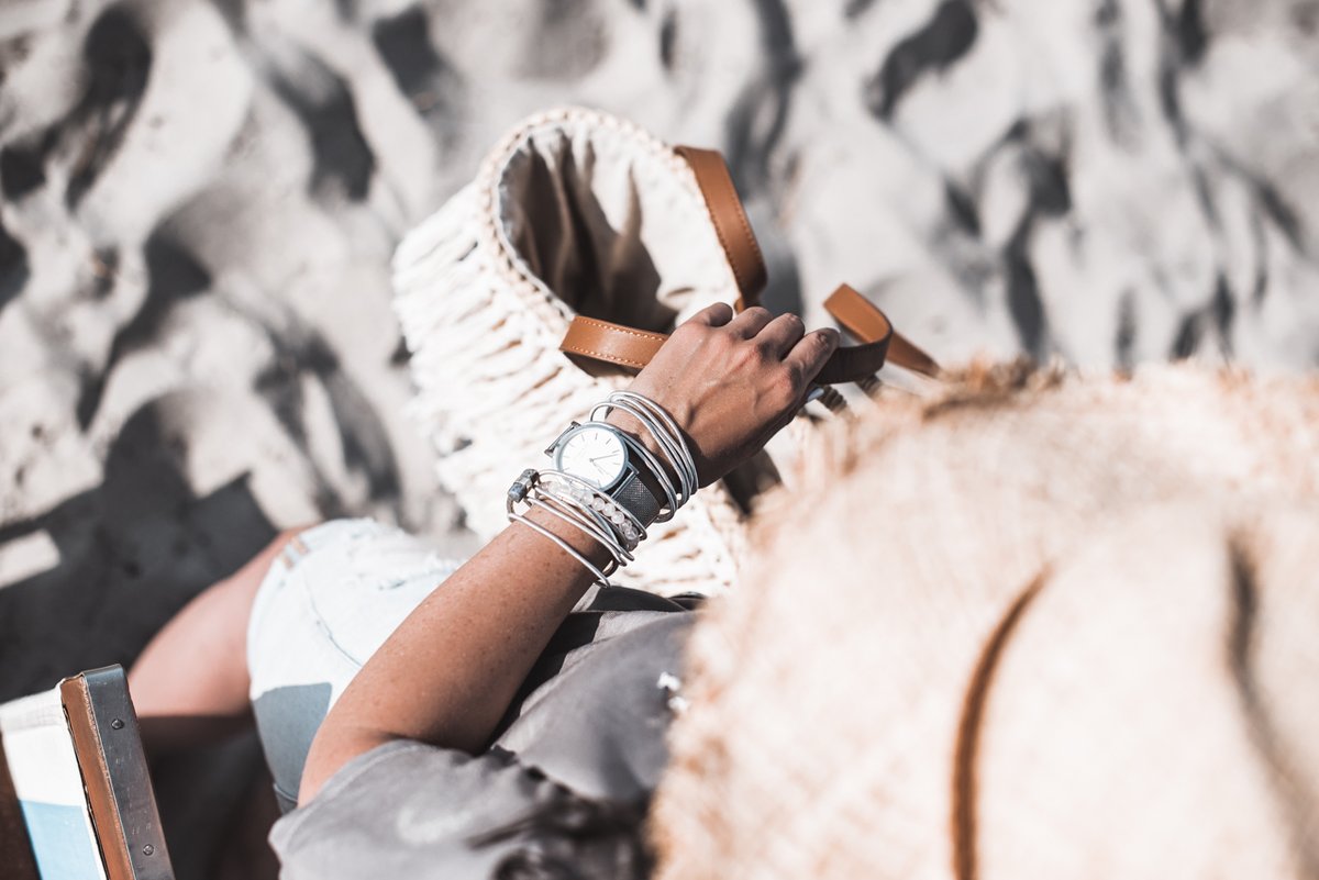 Juliesdresscode's tweet photo. (Anzeige) Packen für den Urlaub : das sind die Must-Haves für einen Strandtag https://t.co/2YAKheXN8A #fashion #fashionblogger #ootd #ilmenau #style #outfit #styling #blogger #lifestyle #strandmode #thüringen #lookbook #beachlook #erfurt #juliesdresscode https://t.co/bVHG7fyI8W