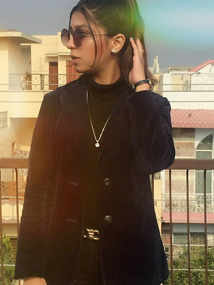 AimanChanna's tweet photo. Presentation day✨ #be_superior https://t.co/BXK6pKRsOo