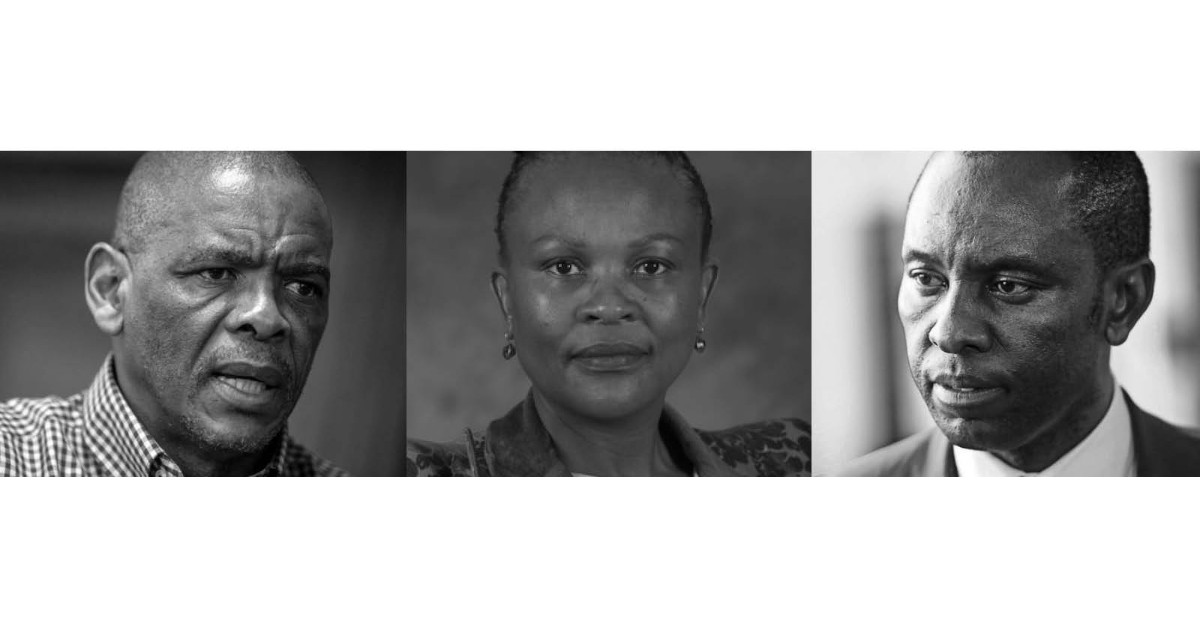 amaBhungane's tweet photo. Public Protector Busisiwe Mkhwebane instructed investigators in the Estina Dairy probe to remove findings that would implicate politicians, including Ace Magashule and Mosebenzi Zwane. 

PART 2 of the @amaBhungane and @News24 investigation:

https://t.co/7vseTUOD9w https://t.co/72Yszzto48