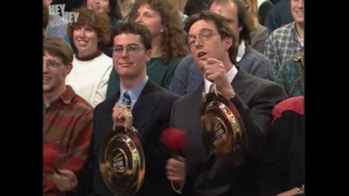 heyheypodcast's tweet image. Reddies. The only force in the universe more powerful than trekkies. #heyheyitssaturday #redsymons #startrek #redfaces