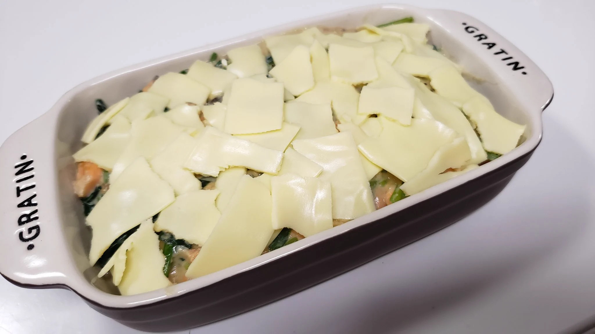 寒い冬にこそ食べたい！鮭とほうれん草の豆乳グラタンのレシピ！