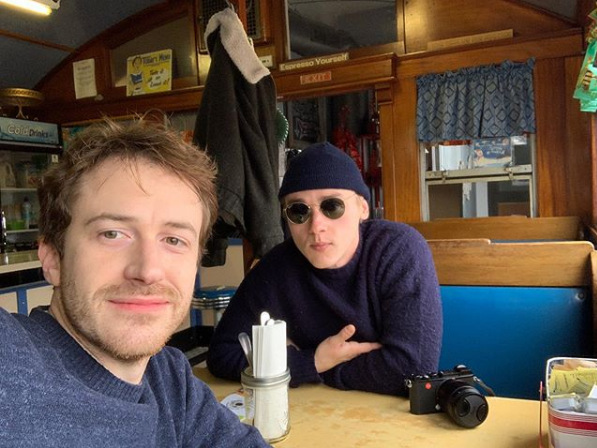 haveabanana_bc's tweet photo. ジョー＆ベンハ👨‍❤️‍👨
久し振りの #Harzzello だ
https://t.co/PeATniykEk
#BoRhapBoys
テーブルにあるのはLeicaのカメラかな？📷 https://t.co/NT0V6wz7Sb