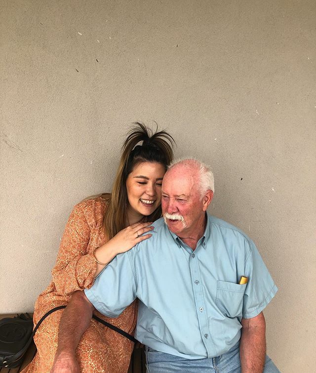 stylepaws's tweet photo. Anyone who knows me knows how much I love the old man. The perfect day of grape grazing! 💕 https://t.co/4b7wYwiCH4 https://t.co/40I00Z56Tv