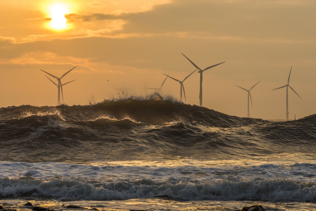 A windy weekend in the UK resulted in home owners being paid to use renewable energyLearn more here:https://www.theguardian.com/business/2019/dec/09/thousands-were-paid-to-use-extra-renewable-electricity-on-windy-weekend …#renewableenergy #solarenergy #climatechange #eastsussex #westsussex #sussex #OHMEnergy