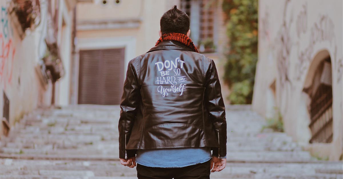 panzaepelo's tweet image. Moda inclusiva: come creare una giacca di pelle su misura e personalizzata con @jacket_maker ▶️ bit.ly/36D0GlK 🏷#TheJacketMaker