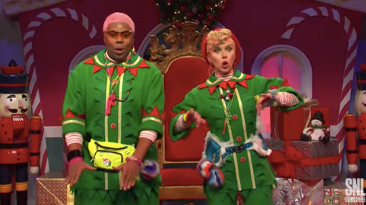 Elf hanky panky and snorty snow highlight wacky holiday mall music in crazy 'SNL' sketch. huffp.st/zti6jx4