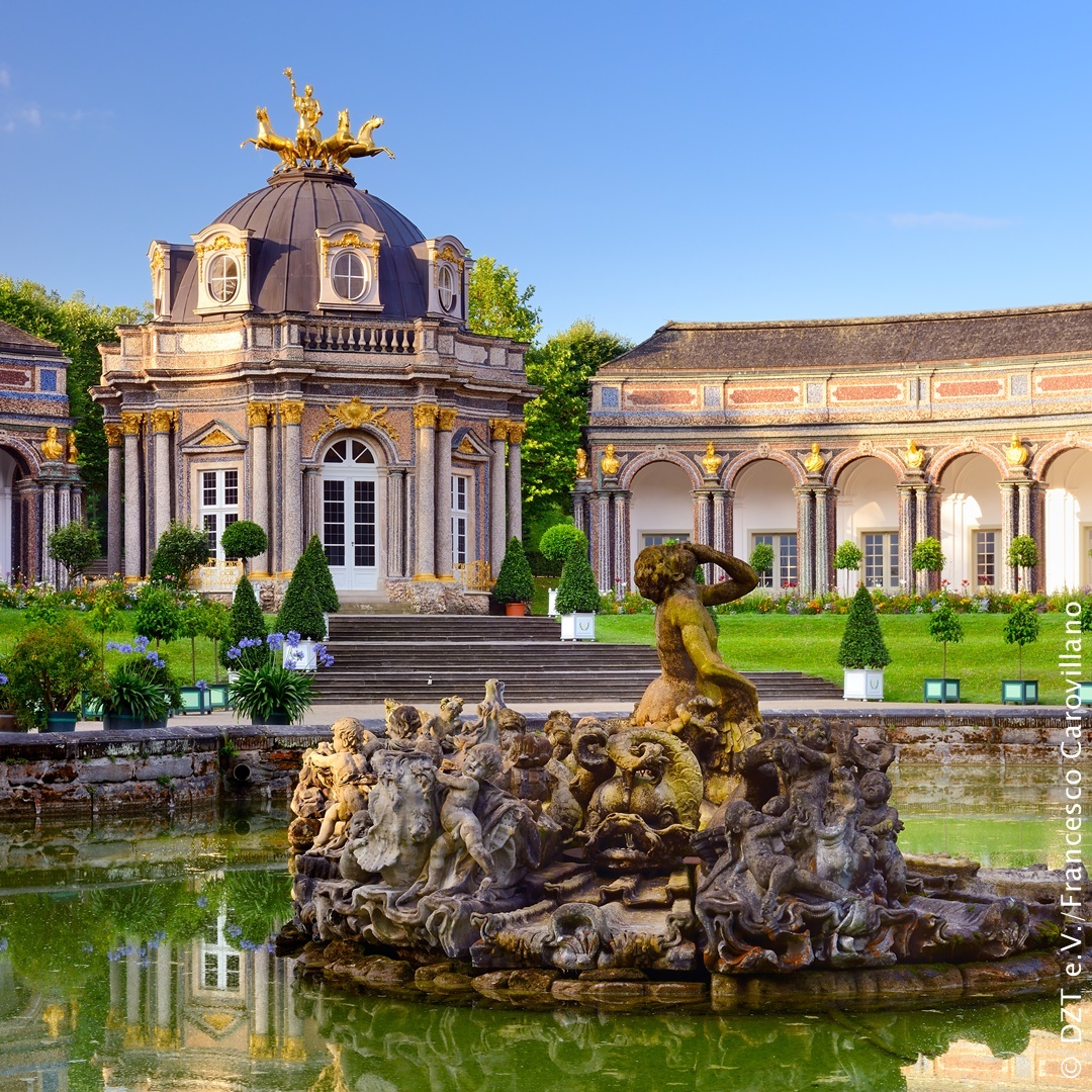 germanytravelNL's tweet photo. Bamberg, Coburg, Kulmbach en Bayreuth, 4 fantastische steden in Franken boordevol gezelligheid, kunst, cultuur en - niet onbelangrijk - lekker eten en bijzonder bier! Check https://t.co/ct5Grm3ugH voor de beste tips van @travelvalley. #14Cities #visitFranconia #Beieren https://t.co/adTPI1sPEp