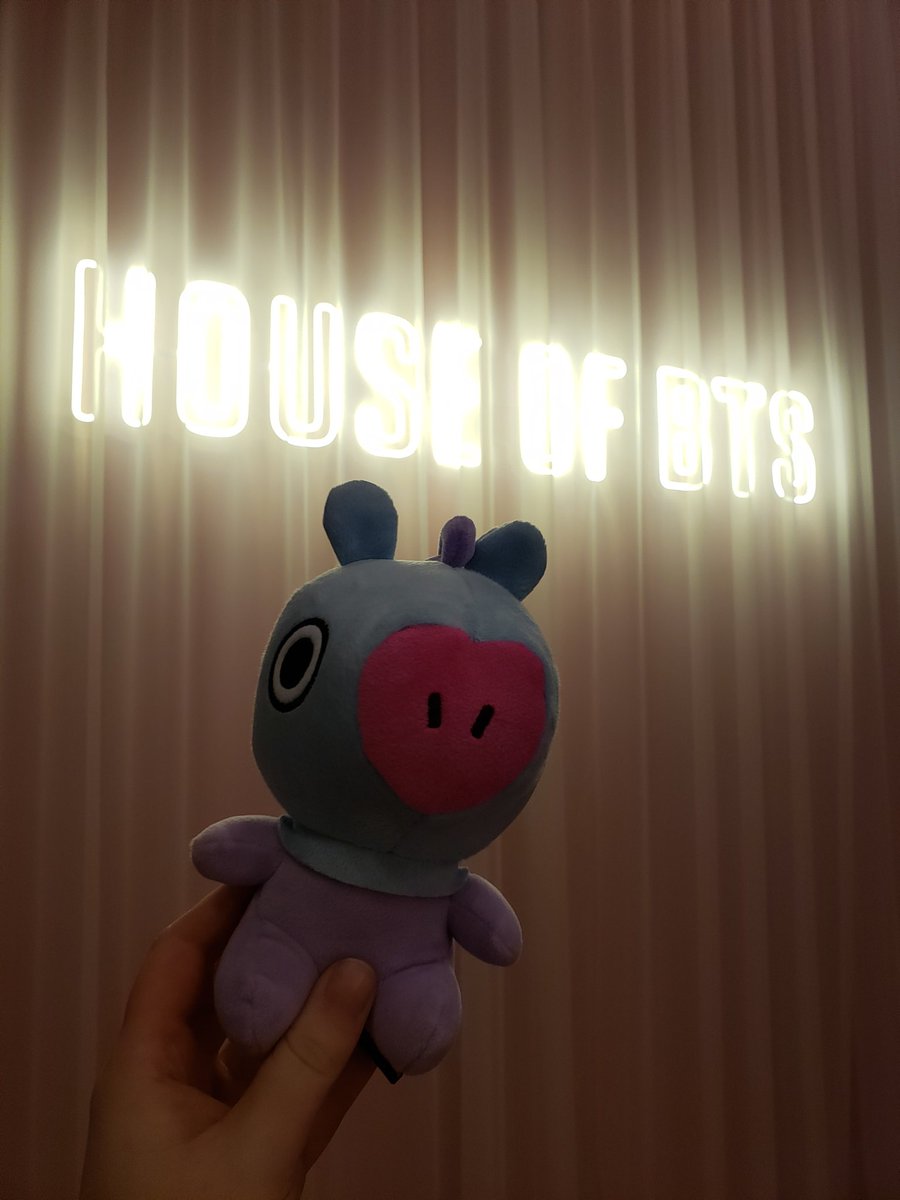 AMangADay's tweet photo. Mang has travelled for dad again!
#BTS_POPUP #HOUSE_OF_BTS #Mang #MangGoesToKorea #BT21 @BTS_twt https://t.co/5hbuxv6AFE