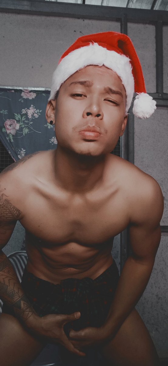 MoeThaukOo1's tweet photo. ဒါကုိဘယ္လုိေခၚမလဲ...???🇲🇲🇲🇲🇲🇲
လက္ေဆာင္ေပးမယ္ဆုိရင္ ယူမာလား❤❤❤
M.T.O###☂☂☂ https://t.co/SqSnG8swyX