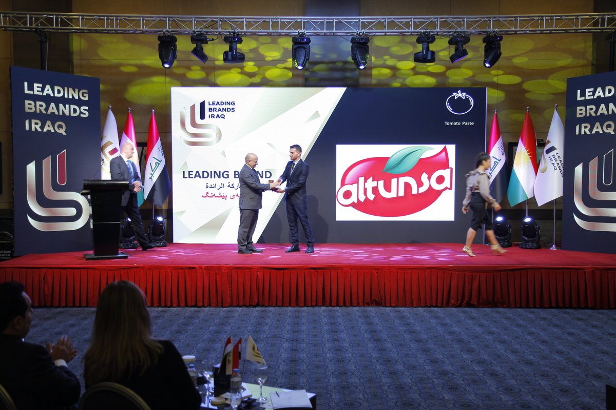 LBIraq's tweet photo. #Altunsa Brand has received their award as a Leading Brand of #IRAQ and #Kurdistan Region for 2019 in the TOMATO PASTE category. #Altunkaya @gantepso #Turquality https://t.co/DkIUukthpX