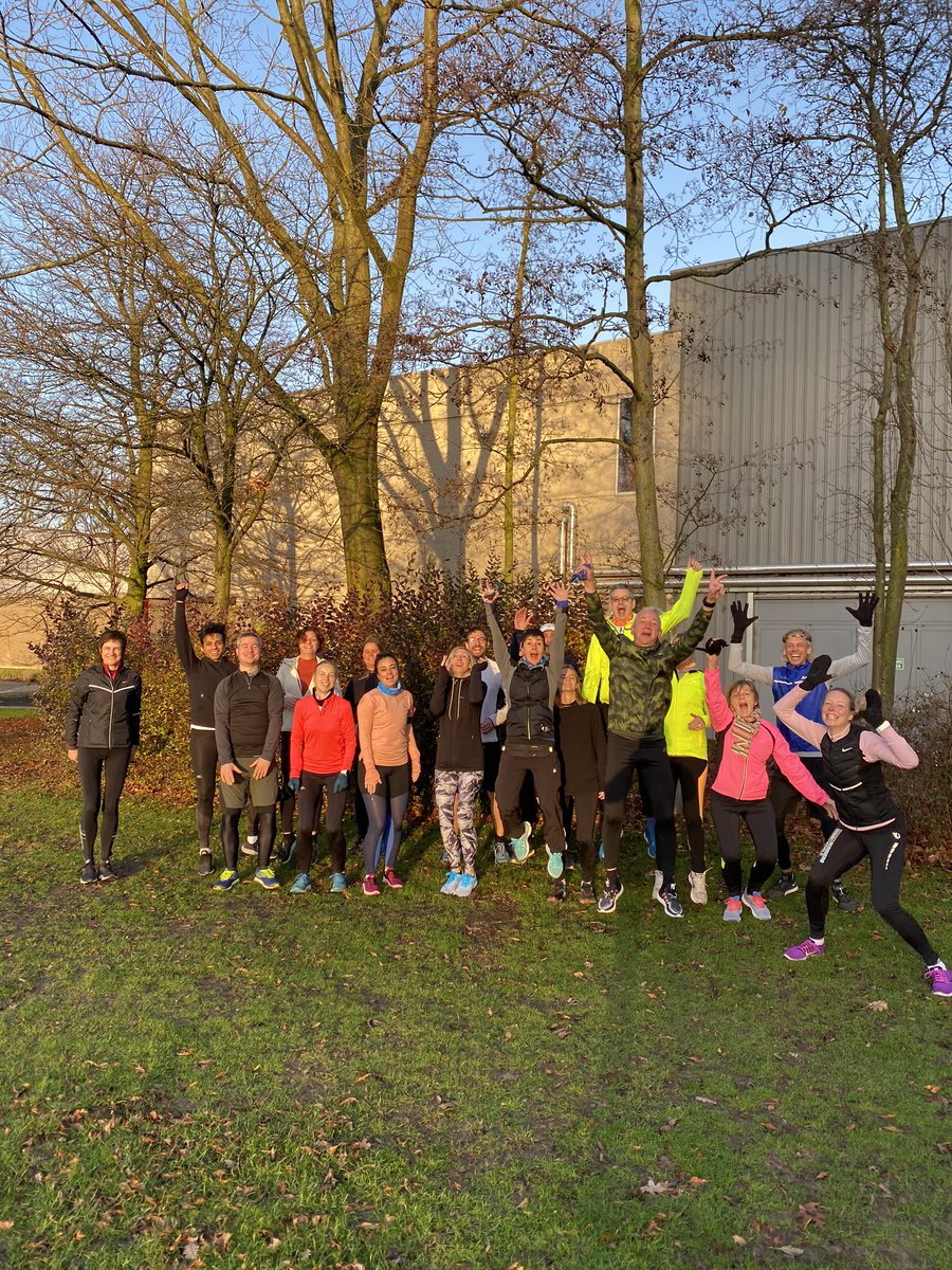 mettepenningen's tweet photo. Training nr.3 voor onze #Darmathon ploeg! We zoeken nog steeds lopers om met ons aan de start te staan van de #antwerpnightmarathon op 12/9/20
Interesse? Mail nr info@stopdarmkanker.be @StopDarmkanker https://t.co/pJx8wUbpyt