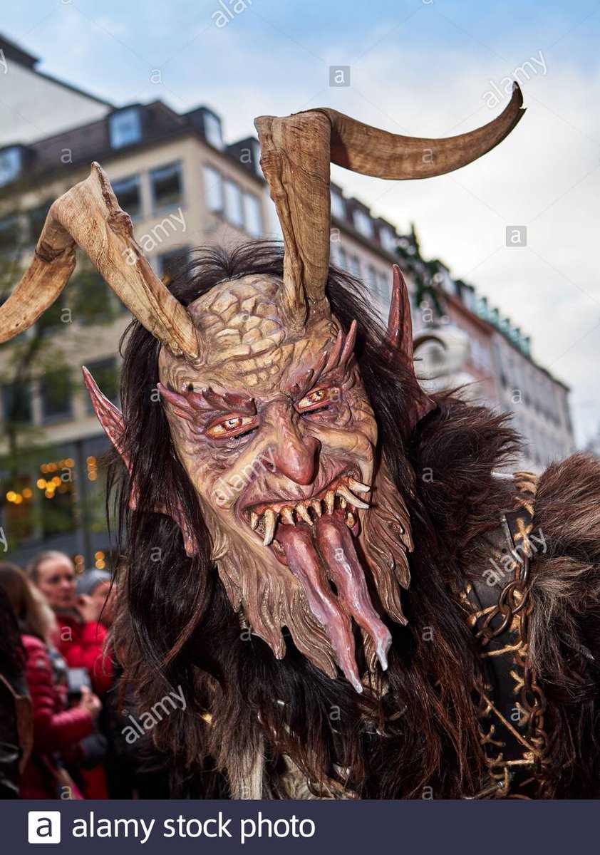GoPosterDE's tweet photo. #krampus #percht #perchten #teufel #christmas #weihnachten #nikolaus #tradition #bayern #bavaria #austria #alps #alpen #alamy #horror #krampusnacht #HorrorFamily https://t.co/wbRkczN0pY
