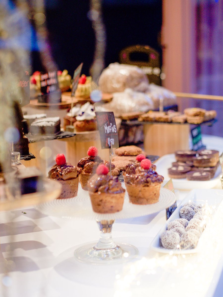 Welcome to <a href="/redemptionbar/">Redemption Bar</a> London’s healthiest plant-based and vegan restaurant chain with the mantra ‘spoil yourself without spoiling yourself’. 

Read my full review here >>>> buff.ly/2Oiskgp 

#plantbased #london #londonvegan #vegan #redemption #redemptionbar