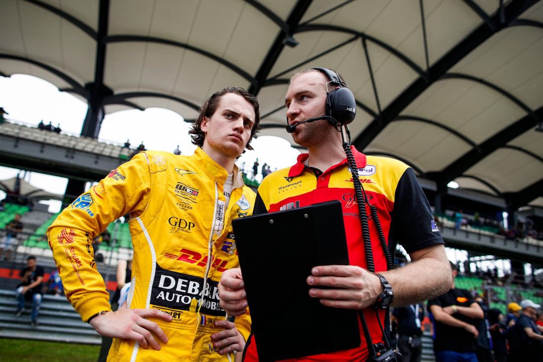 Our #CUPRATCR cars are in reverse grid of Race 2 in <a href="/sepangcircuit/">PETRONAS Sepang International Circuit</a> of @FIA_WTCR with <a href="/mazconaoficial/">Mikel Azcona</a> in P8, <a href="/AurelienPanis/">Aurélien Panis</a> in P14, <a href="/TomCoronel/">Tom Coronel</a> in P17, <a href="/DanielHaglof/">Daniel Haglöf</a> in P24 and #DouglasKhoo in P30.