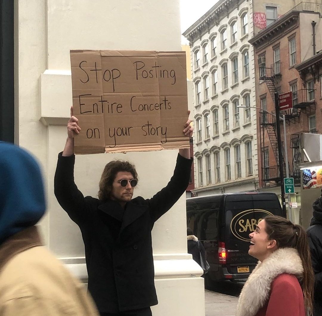 Zealsoni28's tweet image. Everyone Going for #U2TheJoshuaTree2019 today,  Remember this..