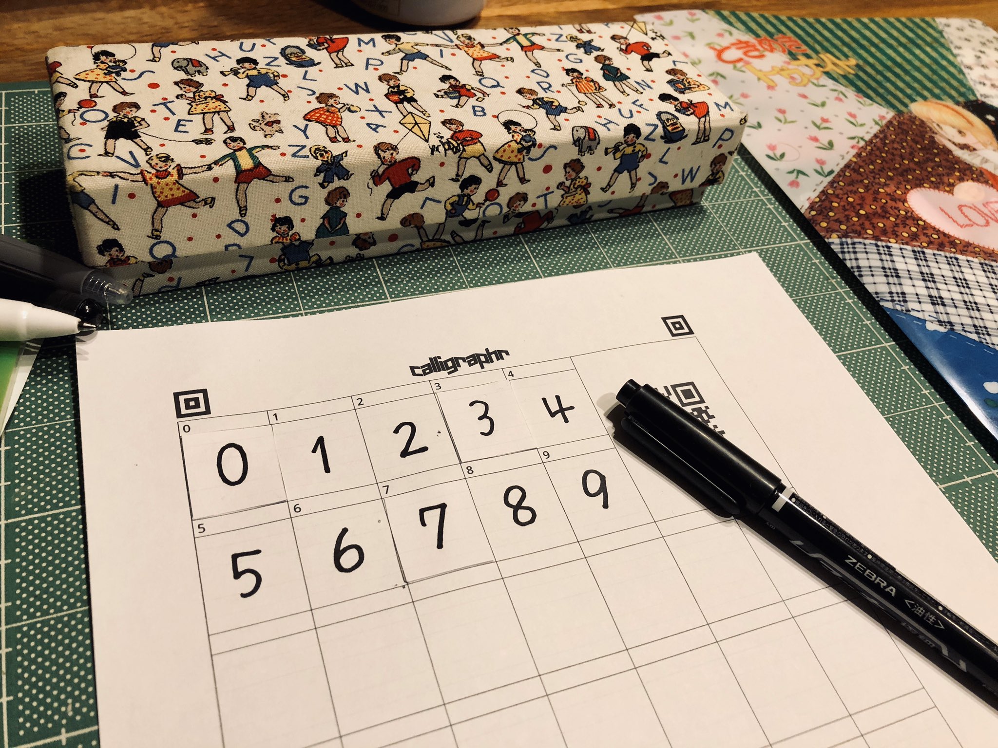 おりえ 自分の書いた文字を無料でフォント化出来るpaintfontっていうのを見付けたので カレンダー部分1 31の数字だけ手書き文字に変更した ちょっとずつ進めてる これはなかなか楽しい T Co 6aphovgkuw T Co mnovd7si Twitter おりえ 自分の書いた文字を無料でフォント化出来るpaintfontっていうのを見付けたので カレンダー部分1 31の数字だけ手書き文字に変更した ちょっとずつ進めてる これはなかなか楽しい T Co 6aphovgkuw T Co mnovd7si Twitter