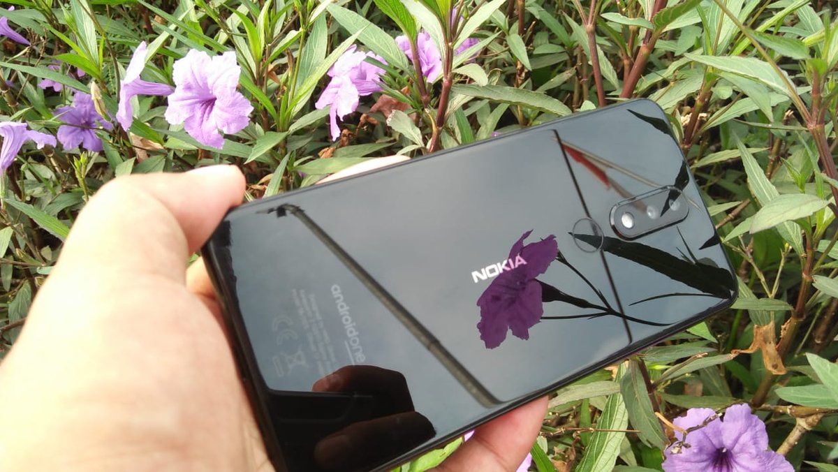 iind_kristiawan's tweet photo. Without Nokia life is an mistakes .....
@NokiaMobile
The beauty Nokia 5.1 plus
.
.
#Nokia #nokiamobile #nokiamobilelive #Teamnokia #Nokiaindonesia #Nokia51plus https://t.co/Gggo4FQEEj