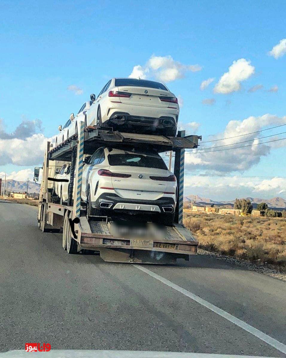 اگر واردات خودروی خارجی ممنوع است، پس این BMW2020 وسط جاده‌های ایران چه می‌کند؟ به کجا می‌روند؟ دولت خودش قاچاقچی خودروی خارجی است