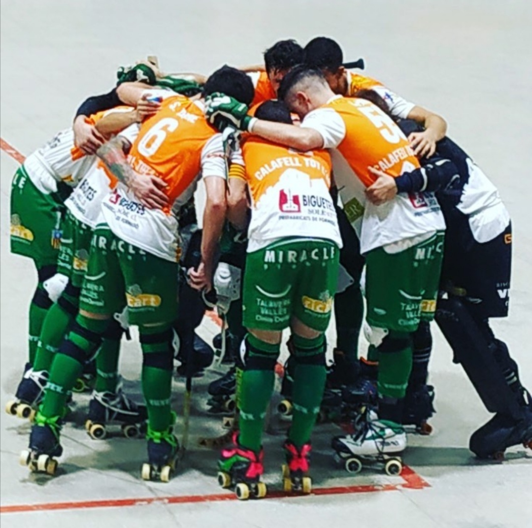 ⏰ 48 hores.... En joc, l'últim bitllet per la Copa. L'equip necessita el teu suport. T'ho perdràs?
🏑 <a href="/cpcalafell/">ClubPatíCalafell</a> - <a href="/LleidaLlista/">Pons.Lleida</a> 
📅   dimarts 17 de desembre
🕗   21.00h
📌   Pavelló Joan Ortoll
#oklliga #copadelreiok2020