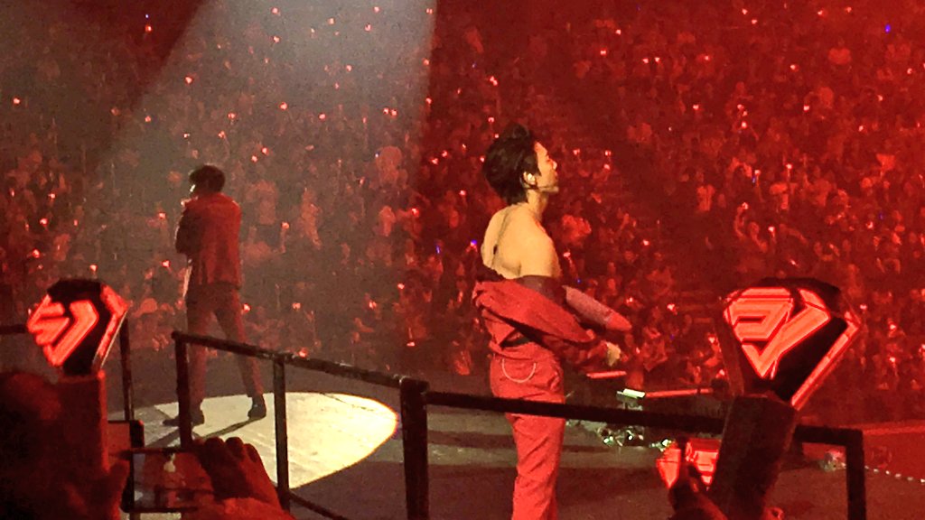 roxharuharu's tweet photo. LORD, SAVE ME! 😱😱😱😱

#SS8inMNL #SS8inMANILA
@donghae861015 https://t.co/8SYGtUa6nS