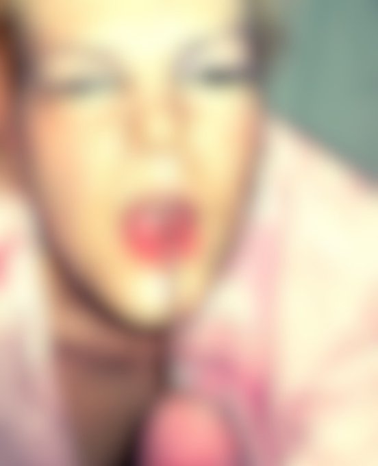 Sign up to my Modelhub Fan Club to see this brand-new exclusive photo: https://t.co/mcqXl8F9el https://t