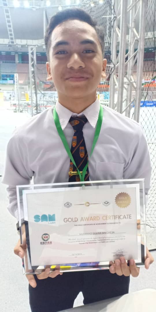 MYMFTCTaipei's tweet photo. Congratulations to Sekolah Menengah Sains Selangor for winning Gold Award STEM Design Asia 2019 @KemPendidikan @beritartm @bernamadotcom @MalaysiaMFA https://t.co/XPiE0SMaiQ