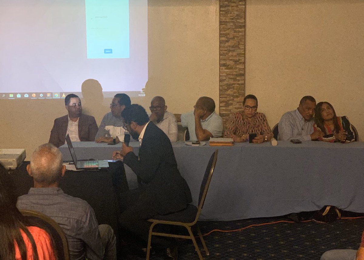 ferreras_carlos's tweet photo. #SecAsuntosElectoralesPLD dirigida por @dddiaz impartiendo el #PlanElectoral360 en #ValverdeMao para ganar en la 1/2 vuelta,con todos nuestros candidatos. Comisionados #JoséLosano #CarlosPrieto #Huasca y un servidor #CarlosFerreras #GonzaloPresidente2020 @FerrerasOficial https://t.co/ZdgvnLyMHA