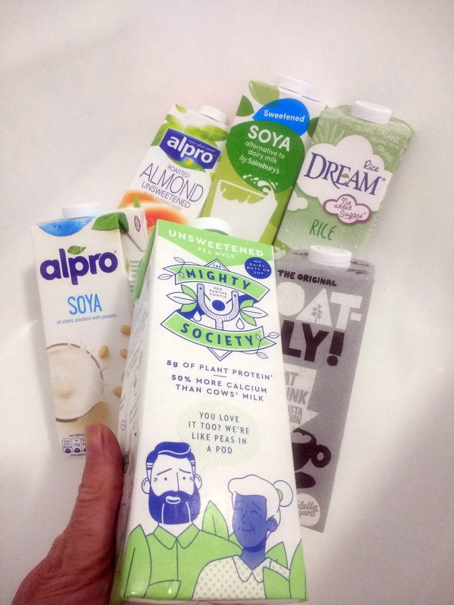 In this weeks #inishowenindependent I take a look at Pea Milk as an alternative to dairy.   inishindiegardenmatters.blogspot.com/2019/12/pea-mi…